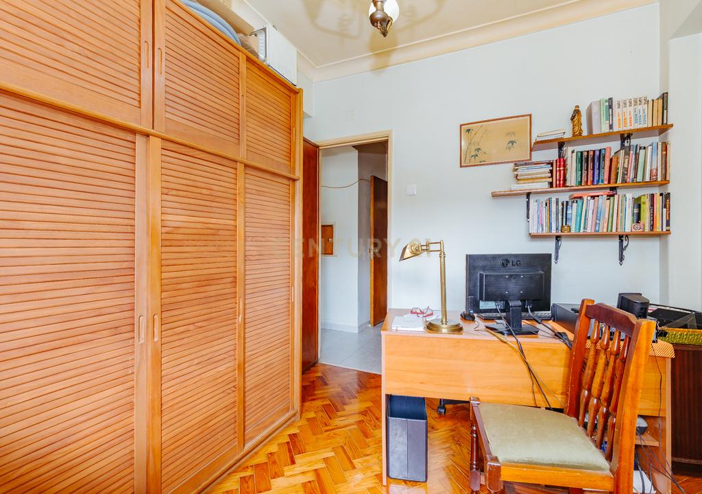 T3 Muito Luminoso com Excelente Localização na Amadora! - Image 13